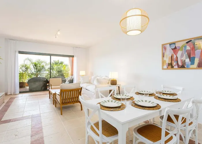 Apartment Mediterranean Swing - Royal Flamingos I